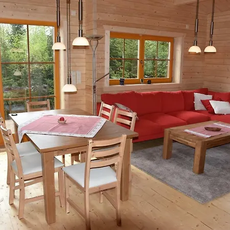 Erzgebirgsholzhaus Am Lugstein *